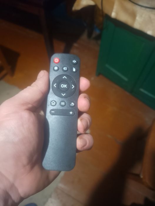 Продам проектор новий