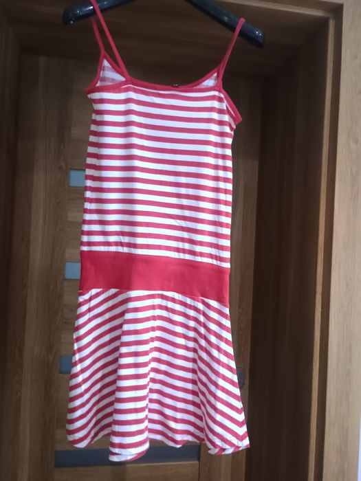 Letnia sukienka w paski