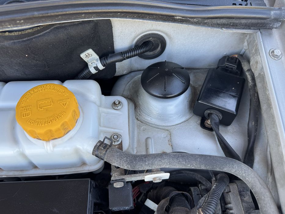 Chevrolet  Aveo газ-бензин.