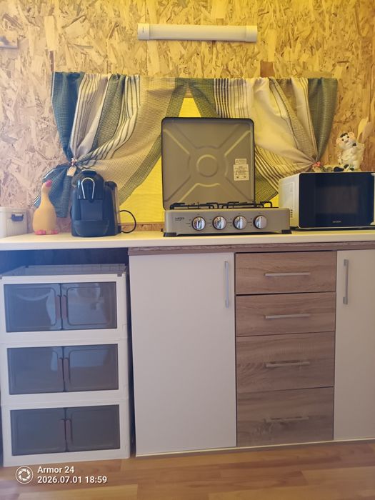Vende-se tenda em lona fixo