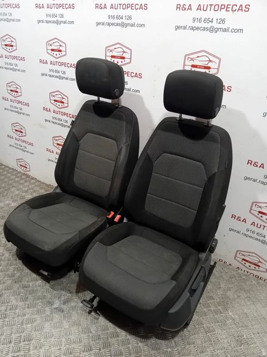 Conjunto de Bancos Passat B7 em Tecido Original