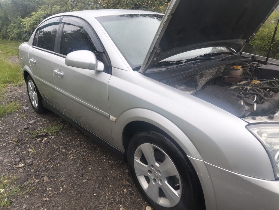 Опель вектра ц 2005р.в хорошому стані.пробіг рідний 184000