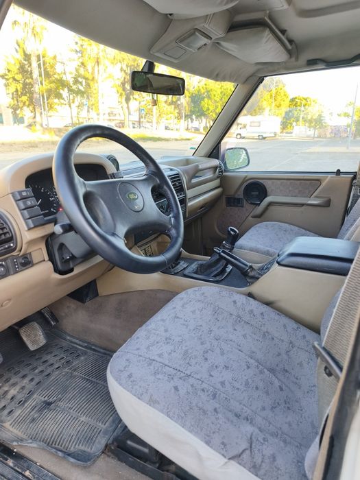 Lando Rover Discovery 300
