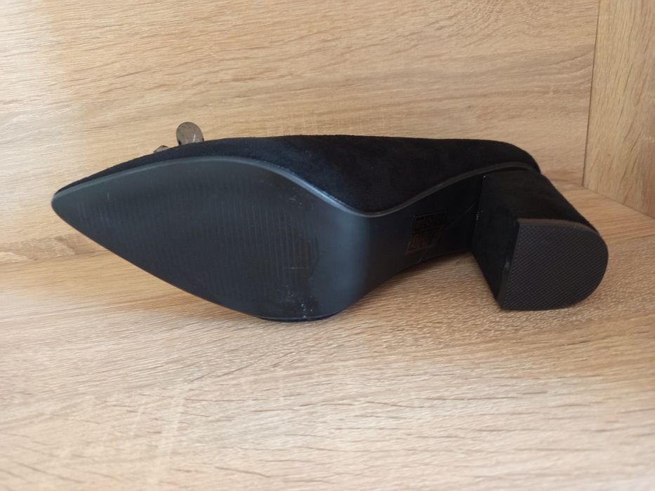 Czółenka damskie czarne 40