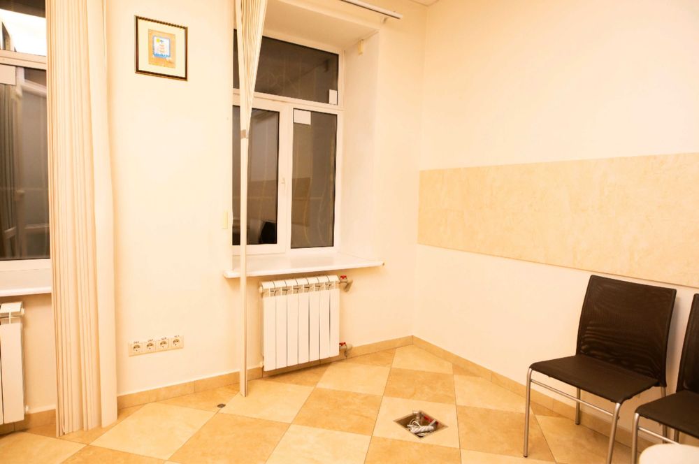 Оренда стоматології  Лук'янівка Нагірна Іллєнка Шевченківський район