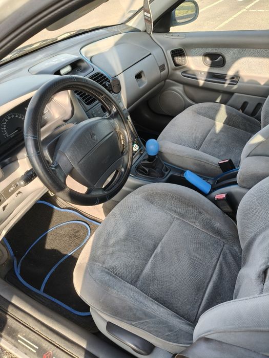 Renault laguna 1.8