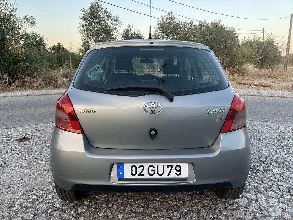 Toyota Yaris 1.0 VVT-i AC Manual
