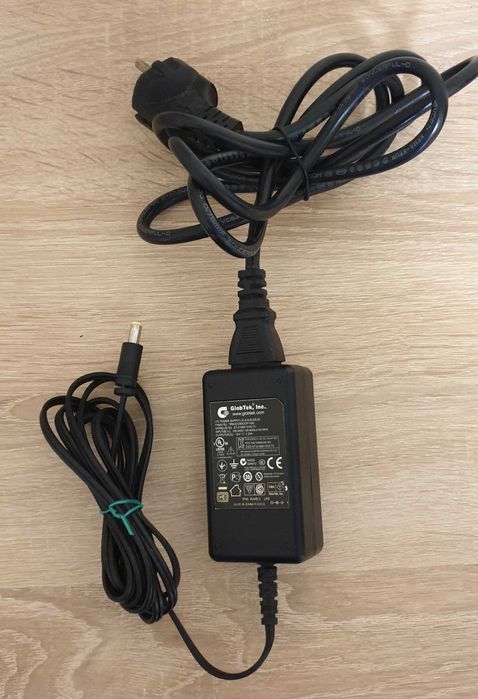 Різні блоки живлення для Ноутбуків