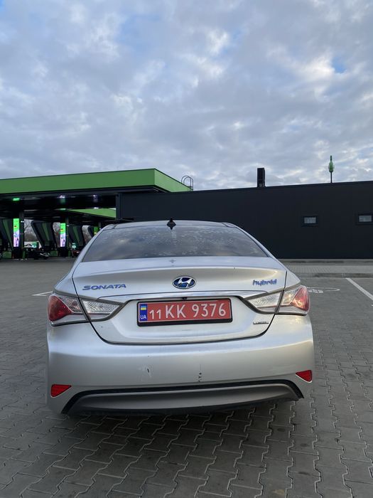 Продам Hyndai Sonata Hybrid 2014 Р