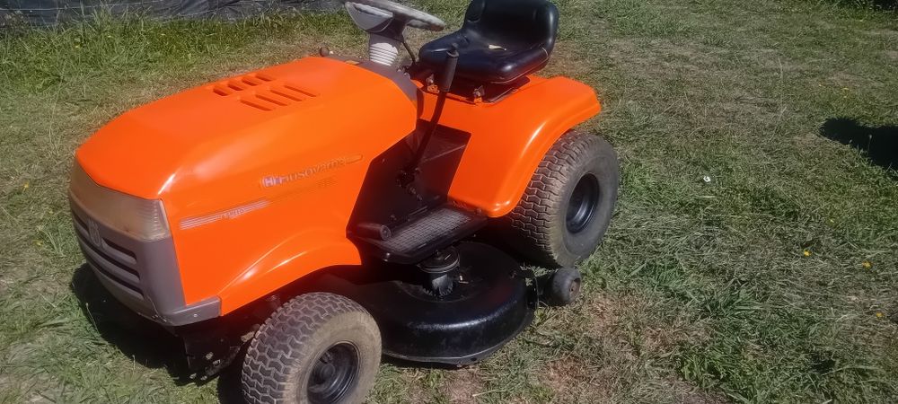 Tractor corta relva 16cv hiscuvarna
