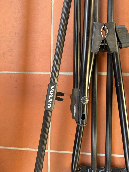 Volvo - Barras de carga e suporte de bicicletas