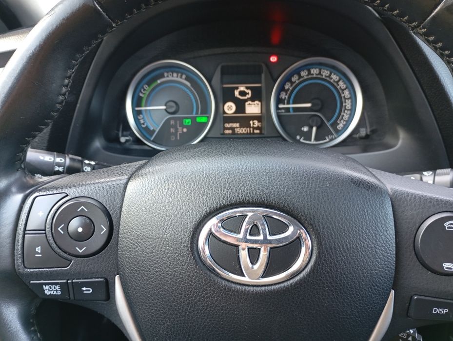 Toyota Auris Híbrido Exclusivo HSD 136cv
