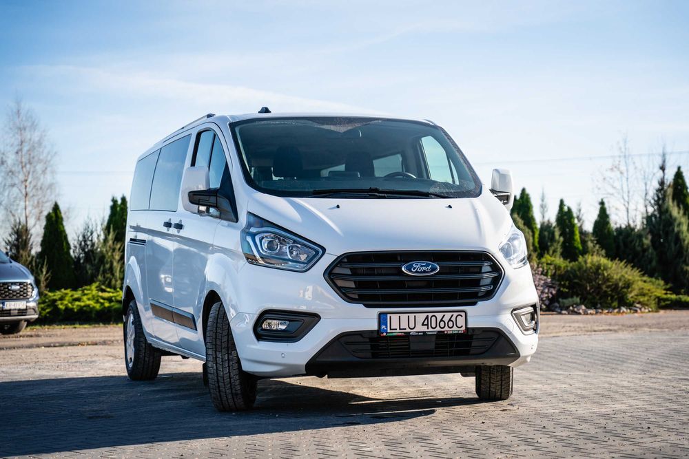 Bus 9-osobowy Wynajem do Wynajęcia Ford Transit Custom