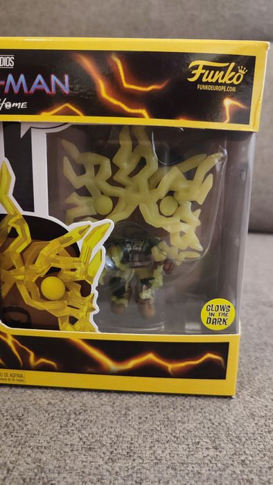Funko Pop Spiderman Electro 1164 (Glow) - Tshirt XL