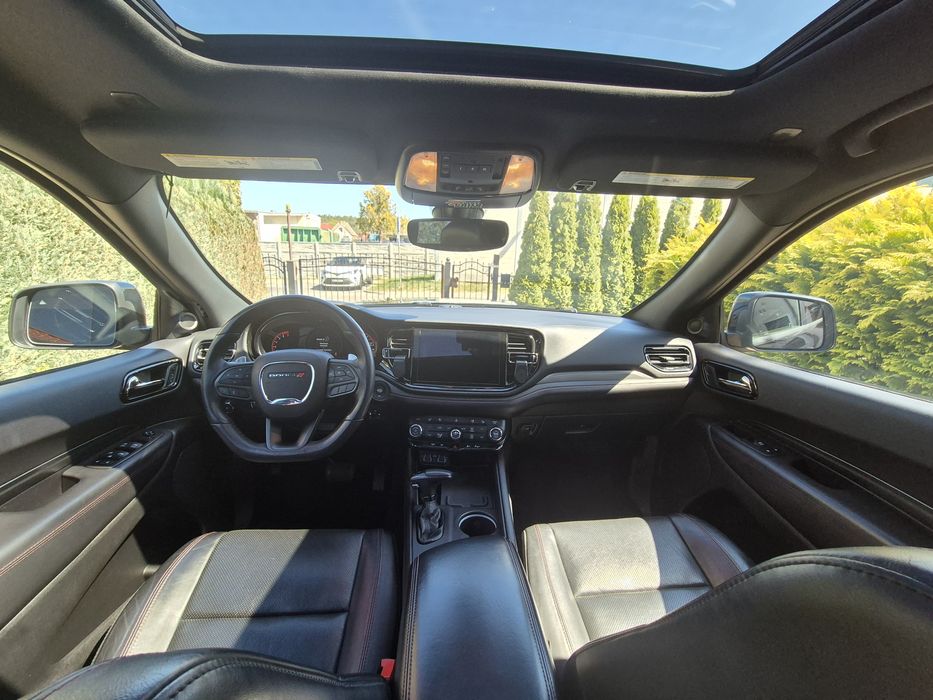 Auto do ślubu / Wynajem Dodge Durango V8 z kierowcą / Imprezy okolicznościowe / Transfer lotniskowy