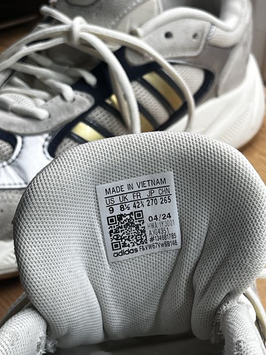 Adidas Originals 90s Runner / Retro Style