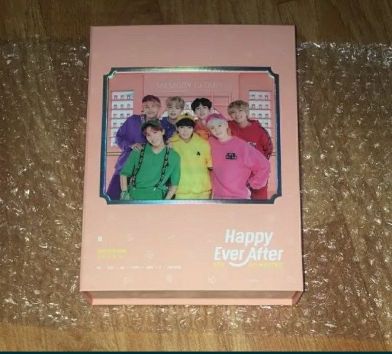 Срочно продам альбомы BTS, бтс