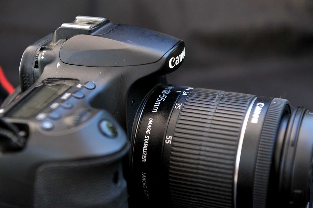 Máquina Fotográfica Canon EOS 60D + lente 18-55 com estabilizador