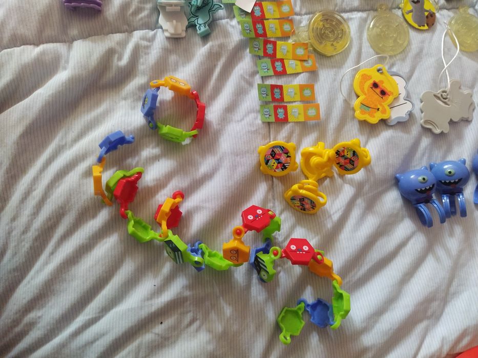 Коллекция Киндеры игрушек Ugly Dolls, Ляльки з характером