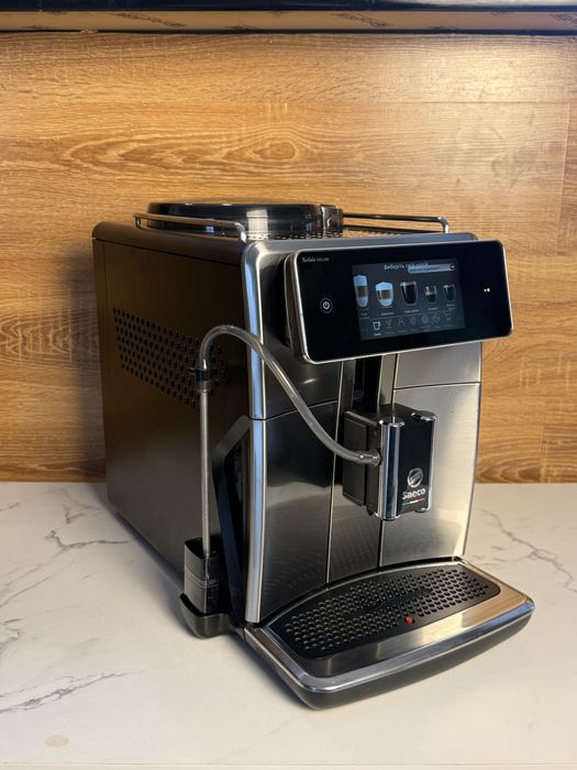 Кавомашина Saeco Xelsis Deluxe з Гарантією !