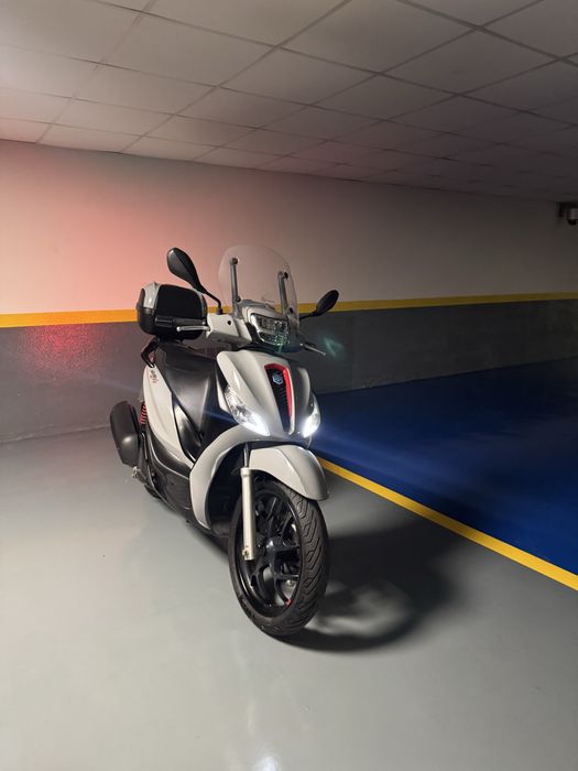Piaggio Medley 125s