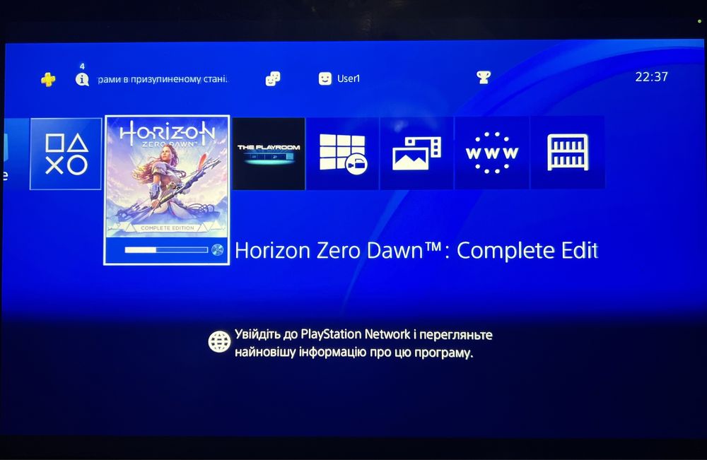 Playstation 4 Slim 1 tb + 2 геймпада и 2 игры