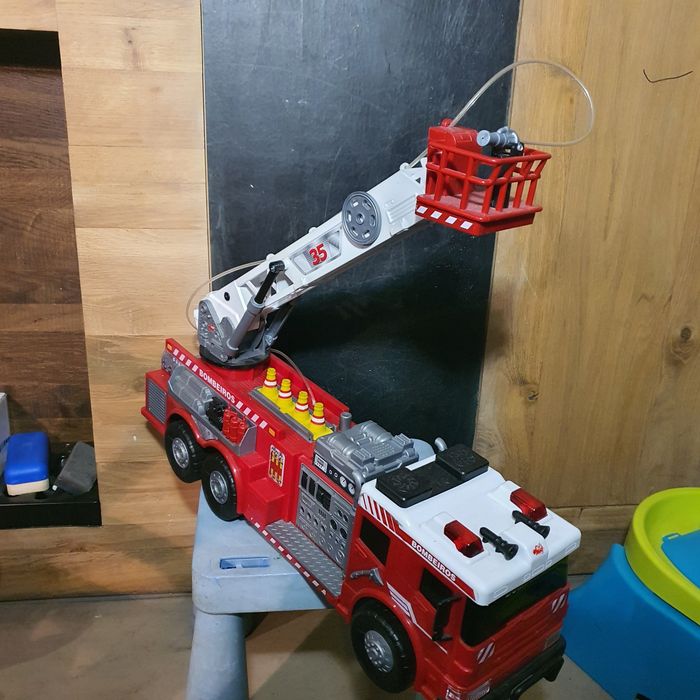 Camião bombeiros Dikies som e luz