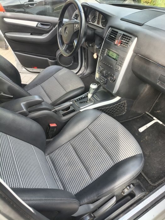Mercedes Benz B170