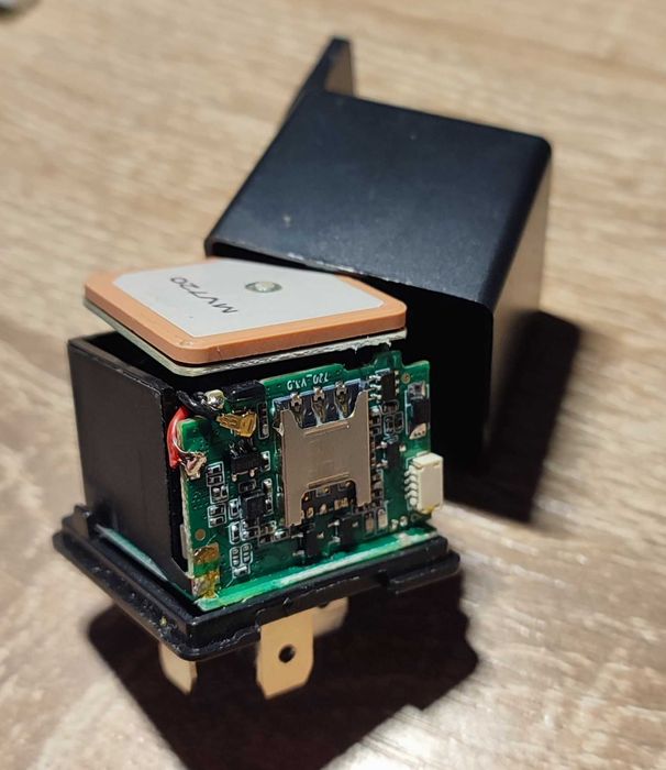 Трекер GSM GPS Micodus MV730