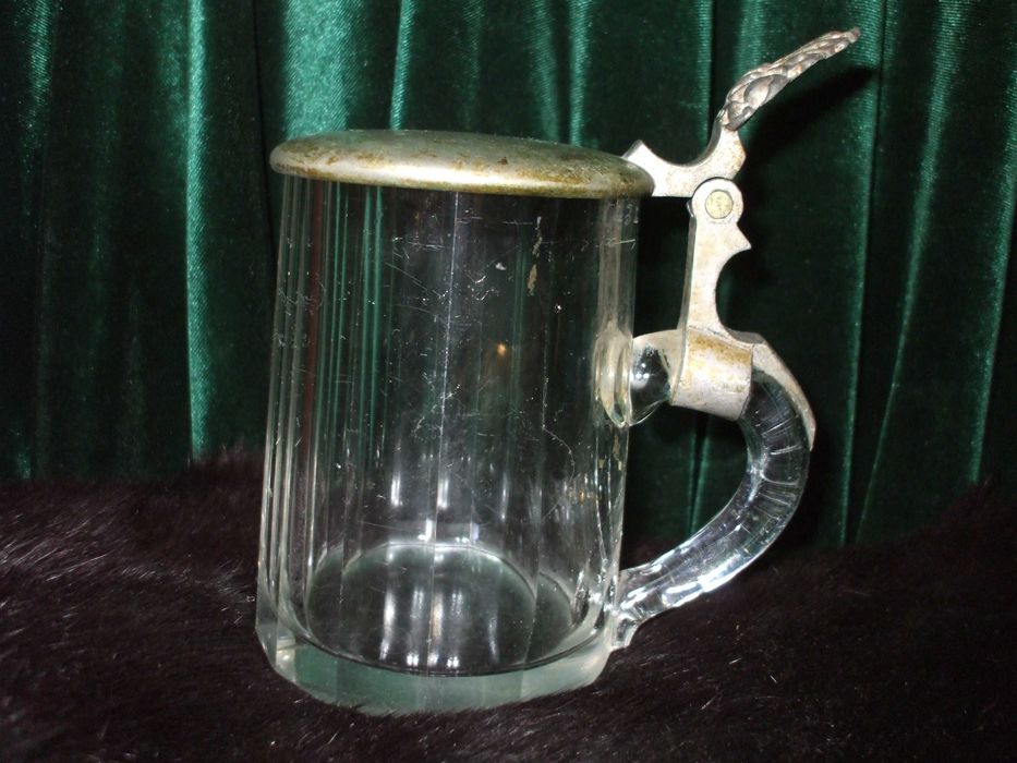 Пивная граненная кружка стеклянная. Германия. 1900-1940 годы.