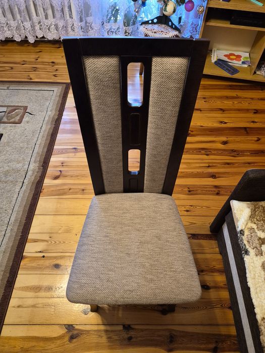 Sprzedam stół do jadalni/salonu