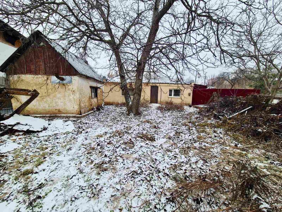 Пів Будинку з окремим подвірʼям.Кушівка
