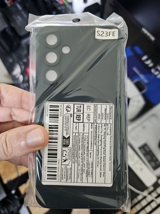 Capa para Samsung S23 FE selada