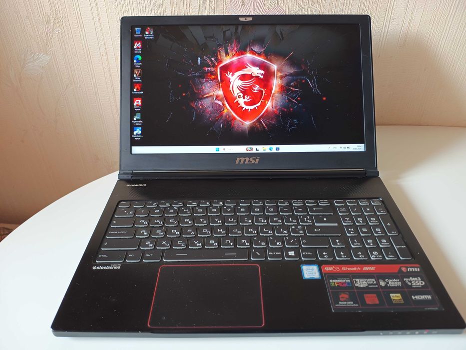 MSI GS63VR 6RF Stealth Pro  i7-6700HQ 16Gb NVIDIA GTX 1060 6G SSD500Gb