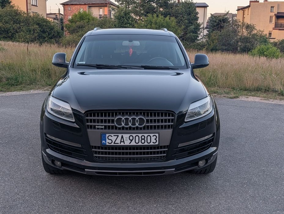 Audi Q7 3.0tdi Xenon pdc el klapa el hak