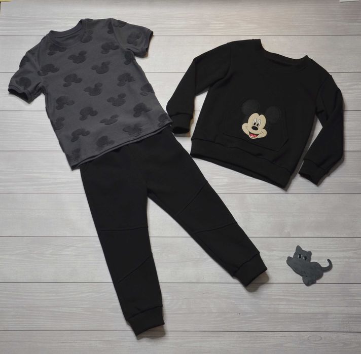 Дитячий спортивний костюм