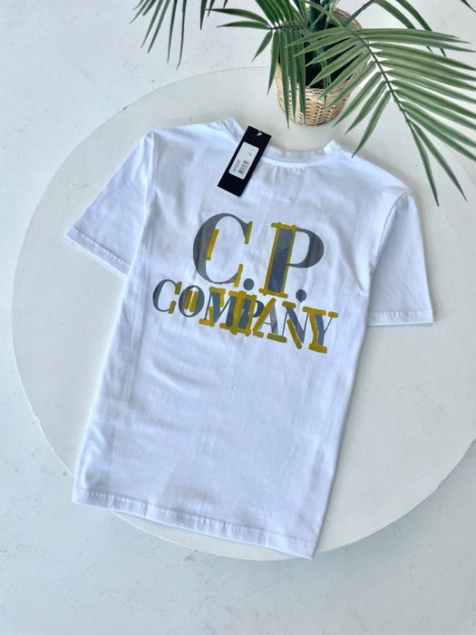 Футболка CP COMPANY нова з бірками та лого С-ХЛ розмір