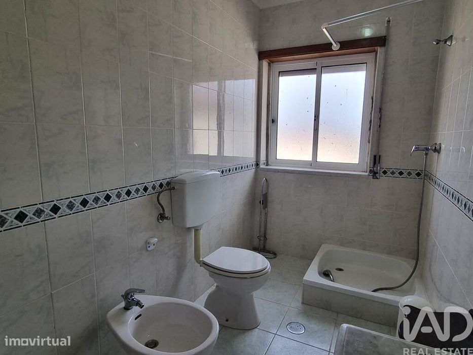 Apartamento T3 em Poiares (Santo André) de 126,00 m2