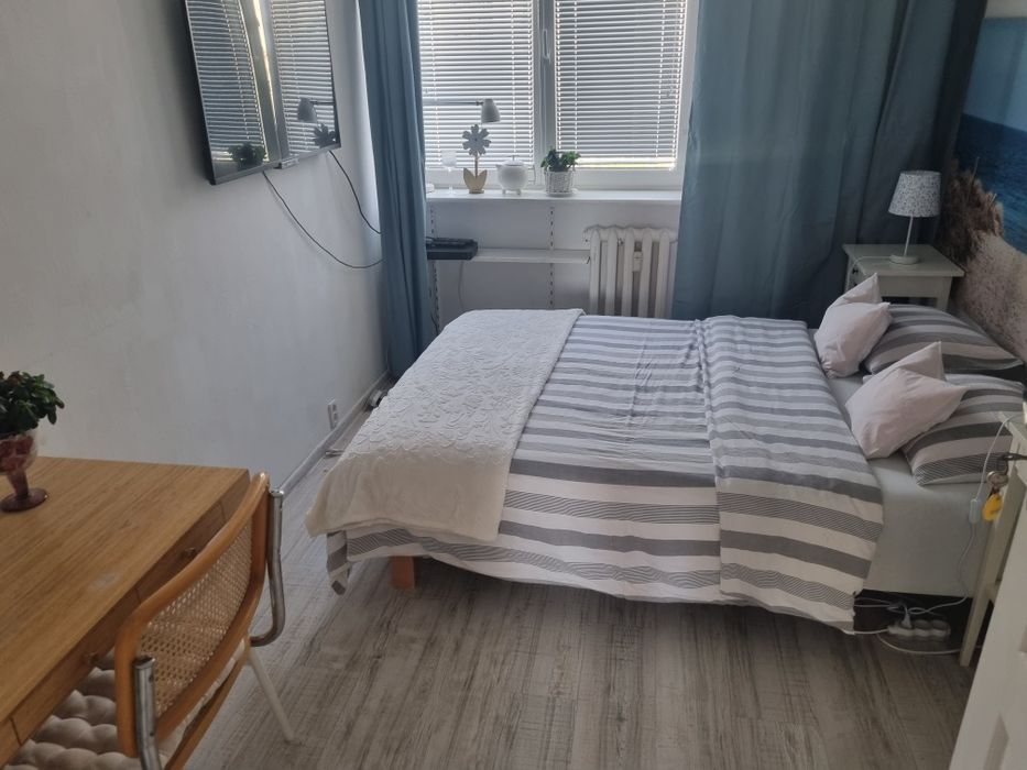 Pokoje na wynajem krótkoterminowy, Warszawa Metro Wilanowska.