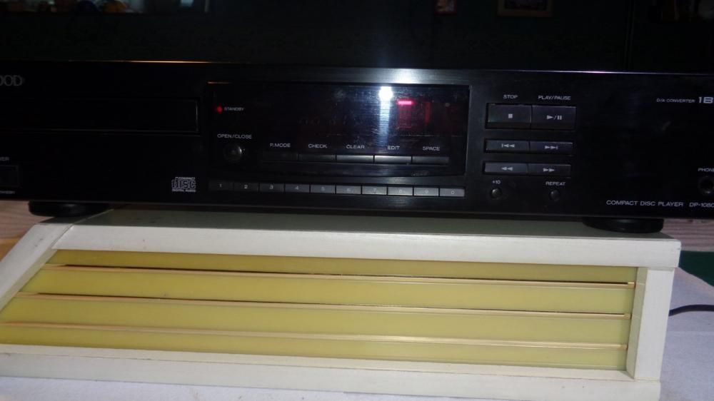 Odtwarzacz CD Kenwood DP-1080
