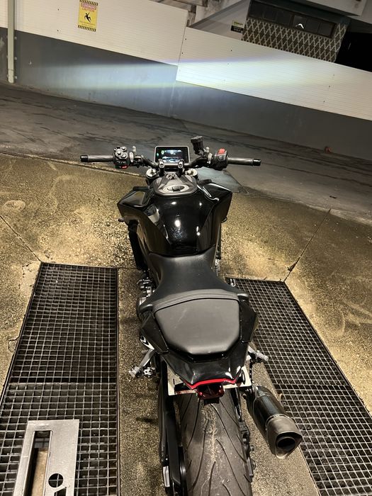 Yamaha MT-09 2025 — 2.600 km