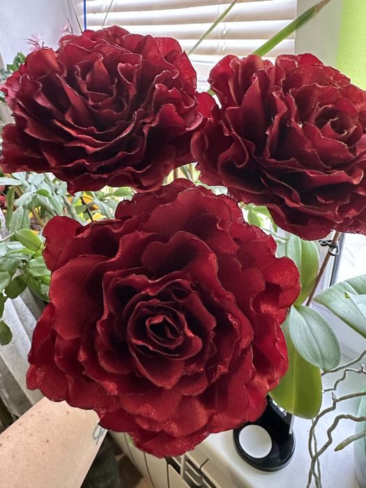 Квіти з атласної стрічки