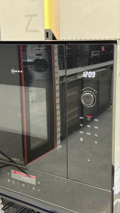 Комплект духовка та мікрохвильовка Neff. Новий