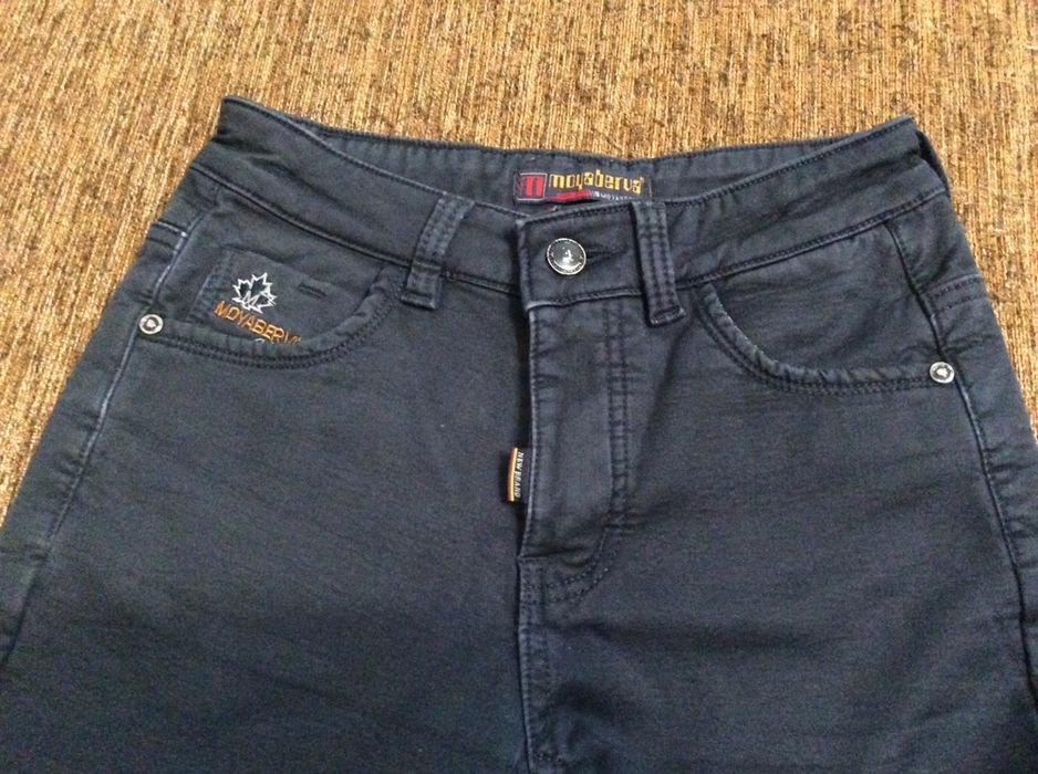 Брюки джинсы теплые 140 см.