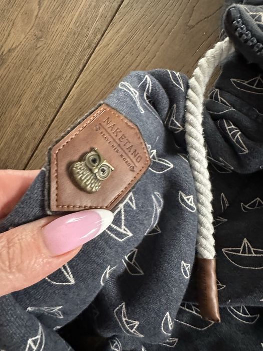 Bluza z kapturem Naketano