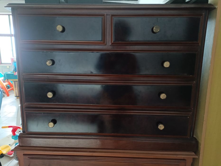 2 cômodas usadas