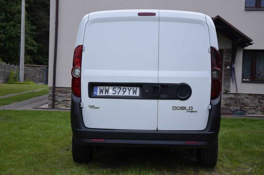FIAT Doblo 1.6JTD MAXI - uszkodzony jeżdżący