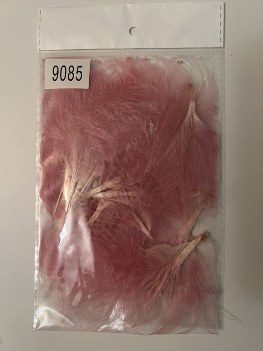 Натуральные декоративные перышки