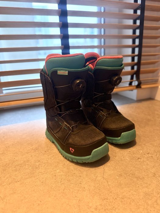 Buty Snowboardowe Gravity BOA rozm. 35