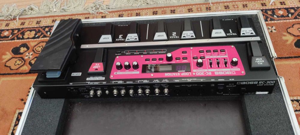 BOSS RC-300 Loop Station com Case
